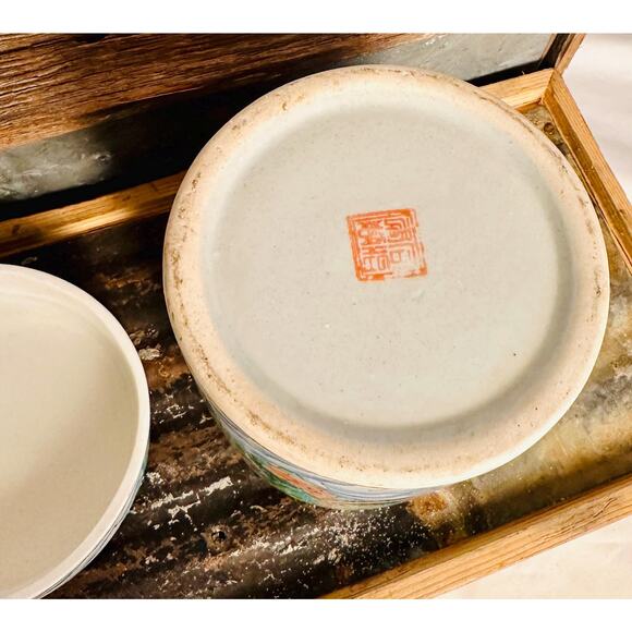 Ceramic Asian Tea Jar with Lid Hand Painted Antique Tea caddy Ginger Jar - Picture 3 of 10